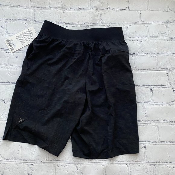 Lululemon Men's T.H.E. Short 9" Linerless - Picture 2 of 5